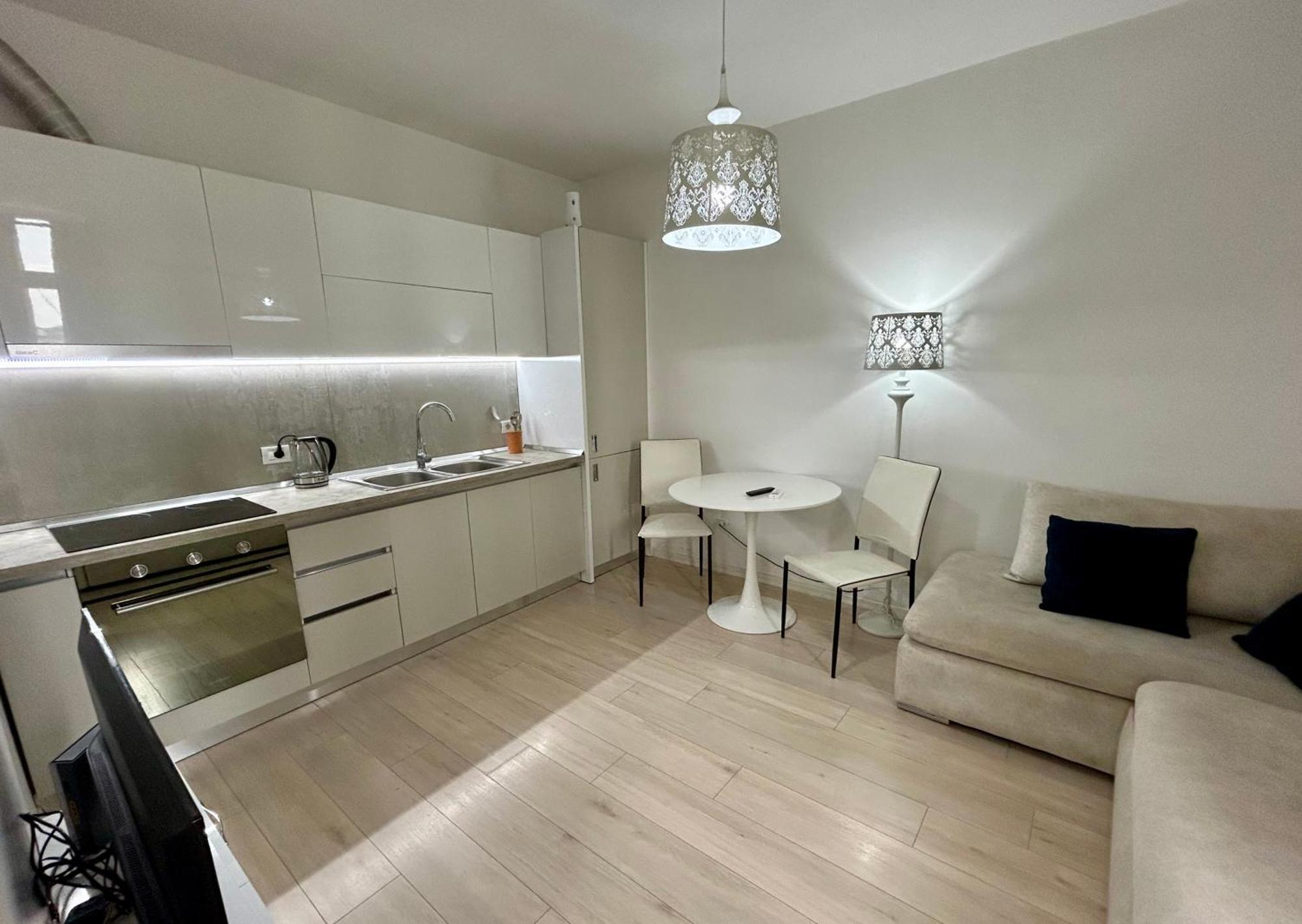 A&X Lovely And Central Apartment - 24H Self Check-In Tirana Exterior photo